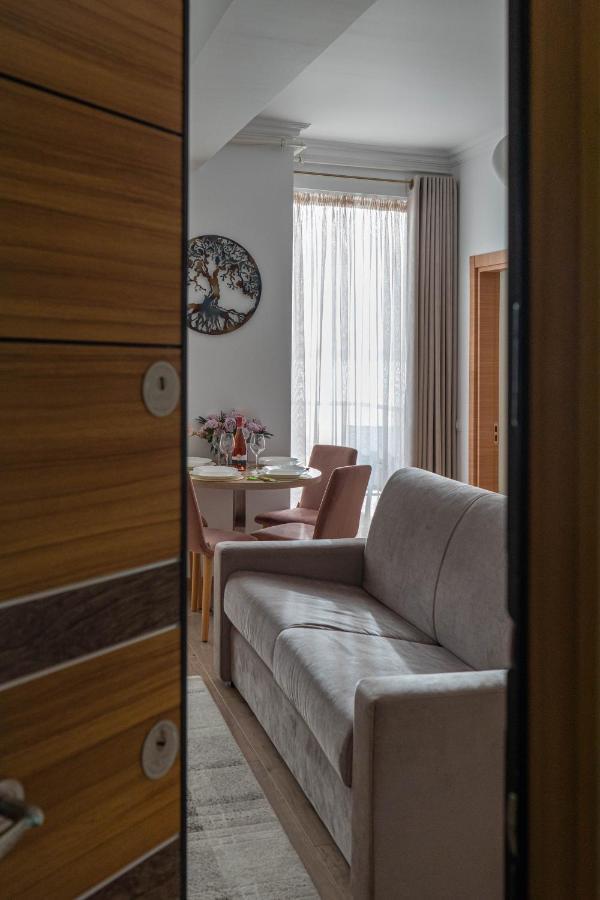 Apartament Le Bonheur มามายา ภายนอก รูปภาพ