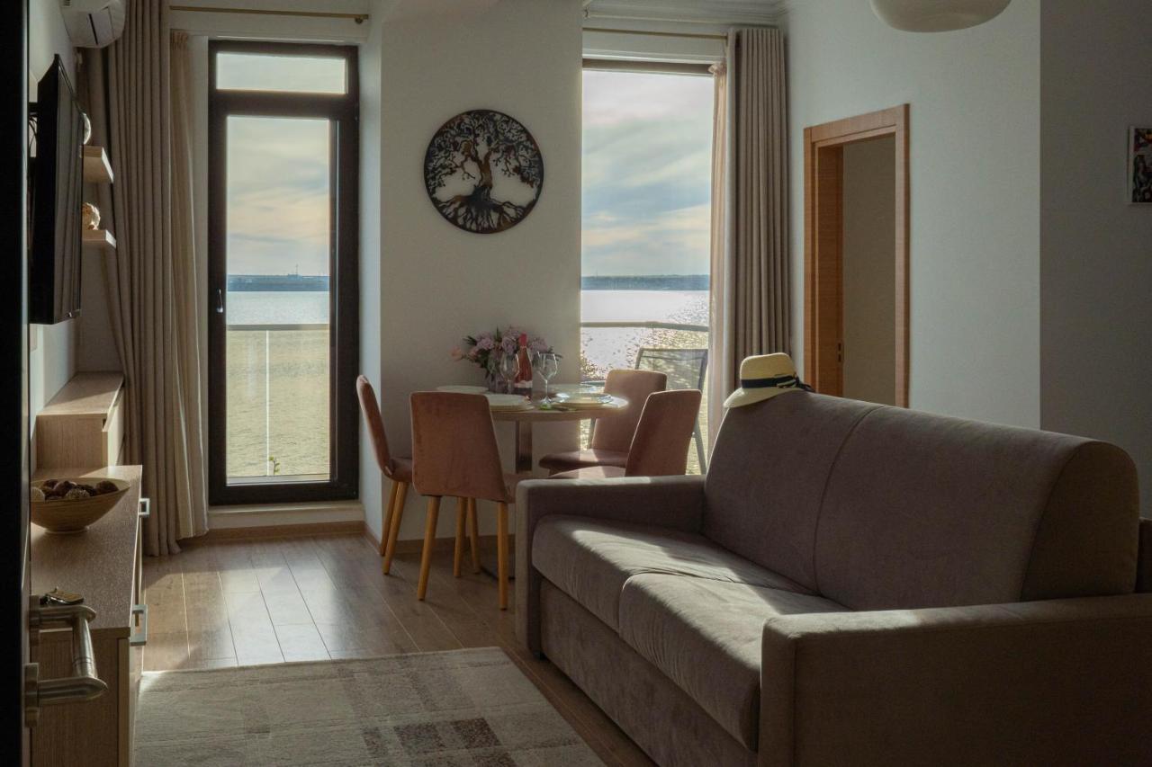 Apartament Le Bonheur มามายา ภายนอก รูปภาพ